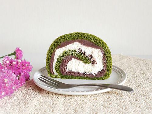 花園万頭がＥＣ限定で発売している花園ロール